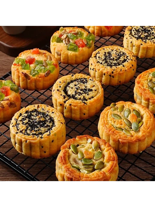 Китайский пирог Юэбин с черным кунжутом, 3 шт, 250 г, 3 шт, 250 г, фото 2