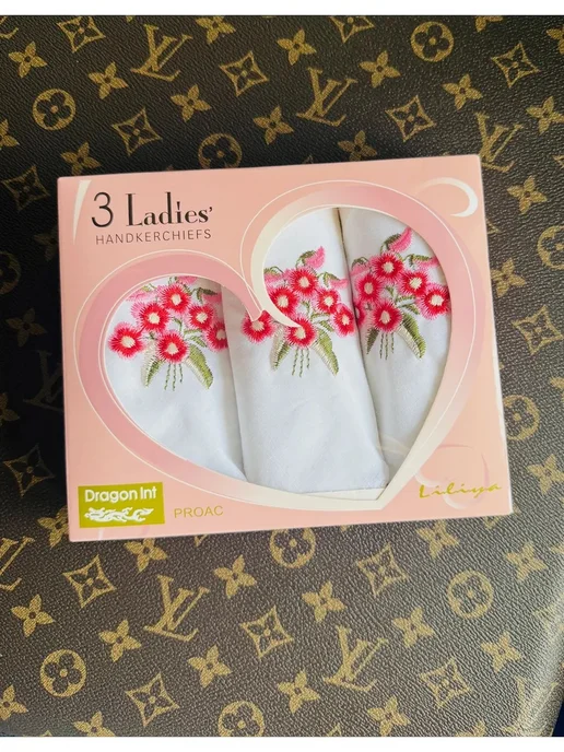Pastel_lux Подарочный набор платков 28х28 см 3 штуки в коробочке, 28x28 см, фото 2