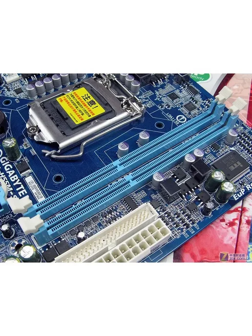 Gigabyte Материнская плата GA-H55M-S2H LGA 1156 DDR3 Micro ATX-, вариант, фото 3